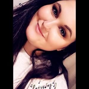 Meet your Posher, Niki